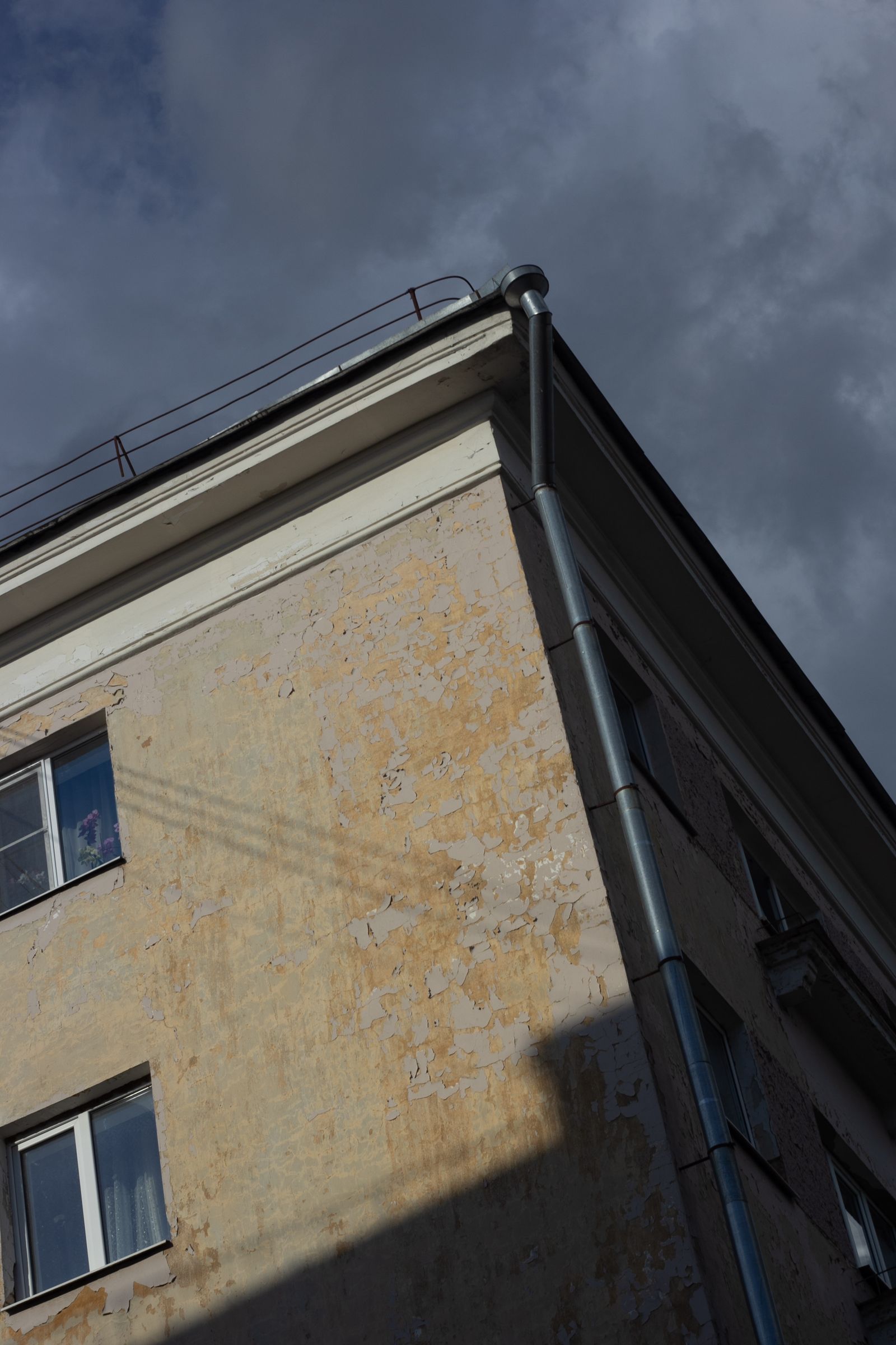 Gutter installation, repair and replacement in California